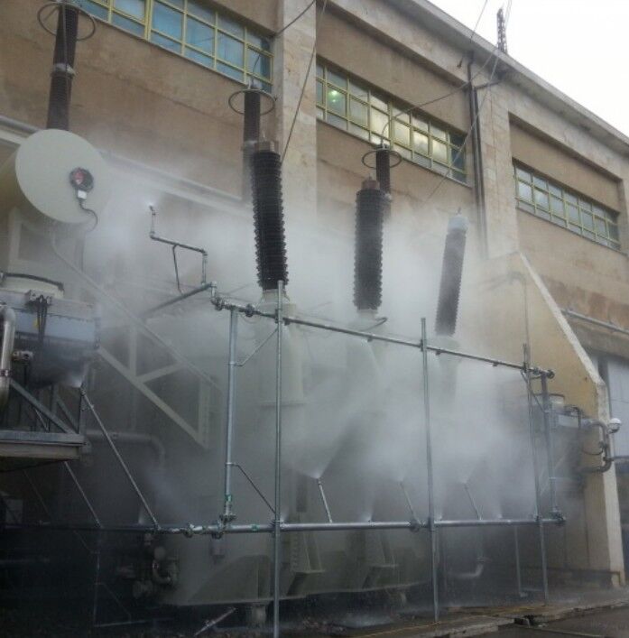 Water spray equipment